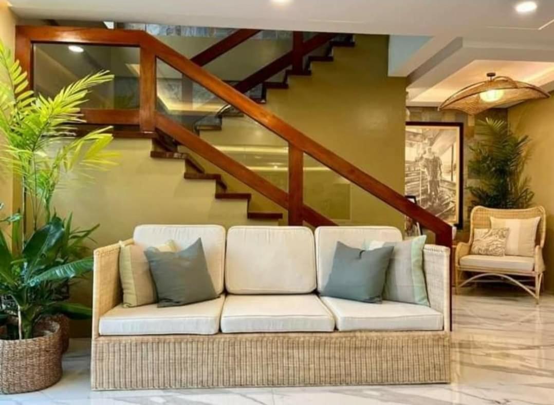 Hotel Herencia 625 Daraga  Bagian luar foto