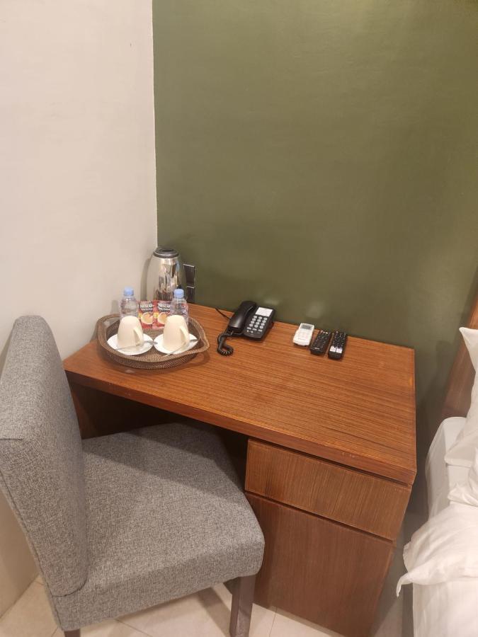 Hotel Herencia 625 Daraga  Bagian luar foto