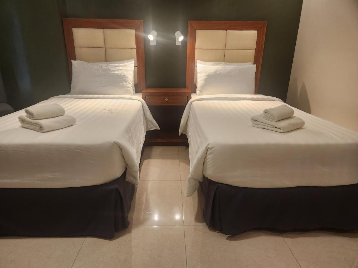 Hotel Herencia 625 Daraga  Bagian luar foto