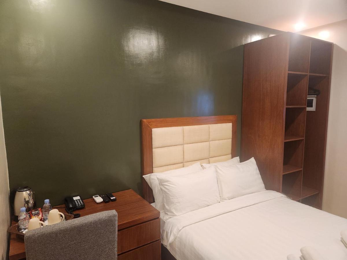 Hotel Herencia 625 Daraga  Bagian luar foto