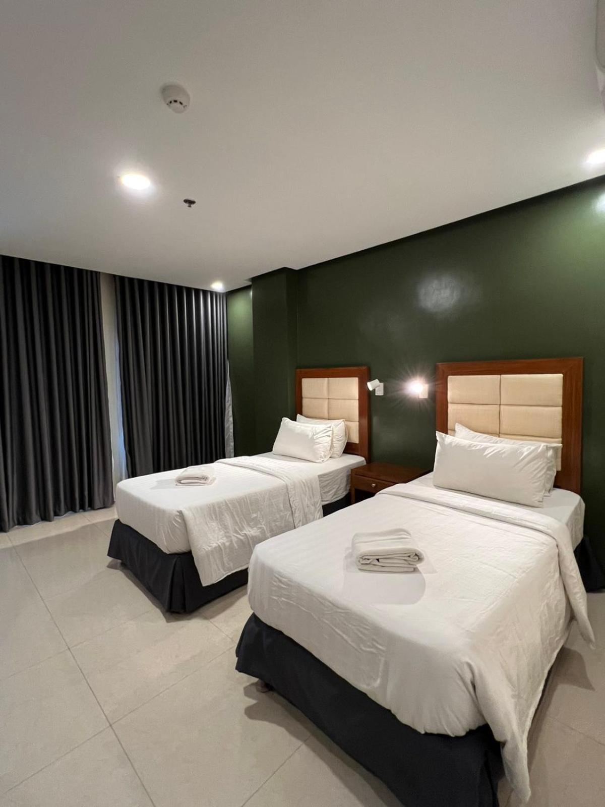 Hotel Herencia 625 Daraga  Bagian luar foto